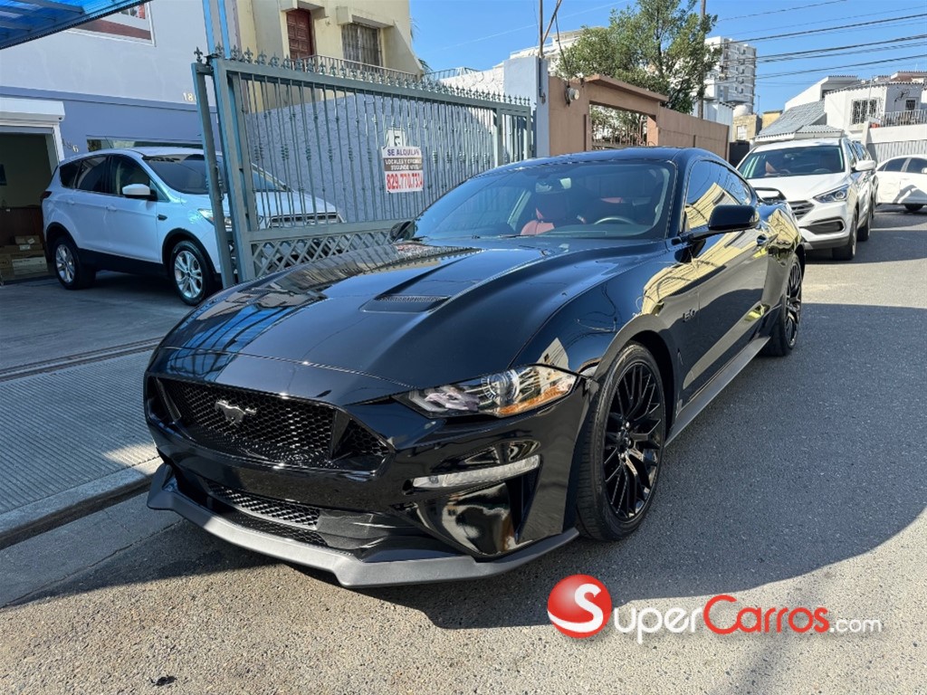 Ford Mustang GT PERFORMANCE 2019