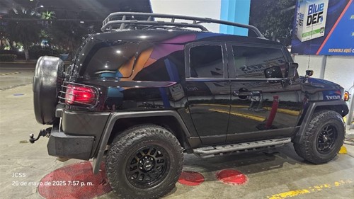 Toyota FJ Cruiser