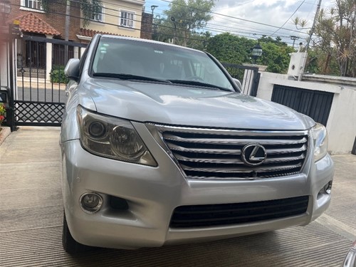Lexus LX 570