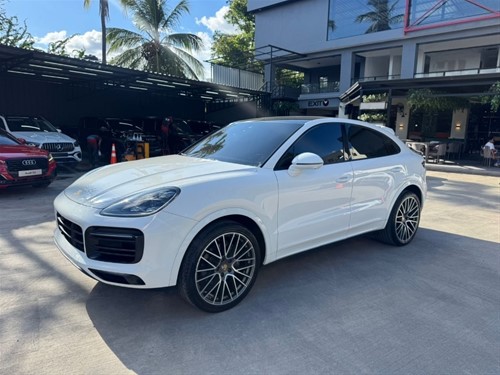 Porsche Cayenne Coupe