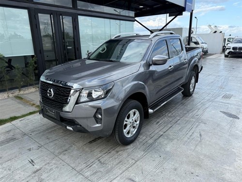 Nissan Frontier SE