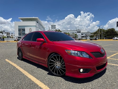 Toyota Camry SE