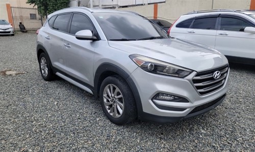 Hyundai Tucson SEL Plus