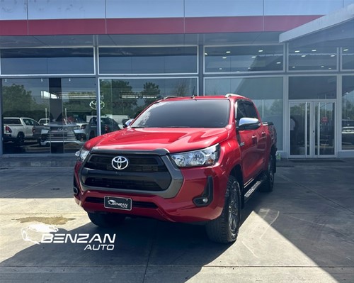 Toyota Hilux 2.4