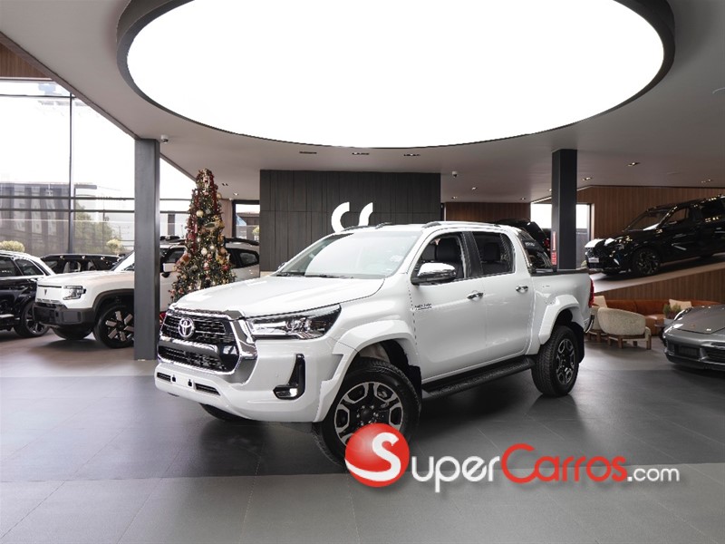 【ヒロボー】『TOYOTA HILUX 44B』(未走行車) Toyota Hilux WIDE TREAD 2025 #1575030 - SuperCarros.com