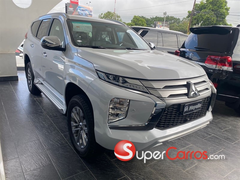 Mitsubishi montero sport 2022