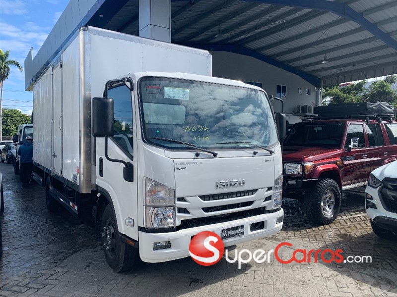 Isuzu NPR 2025 1305774