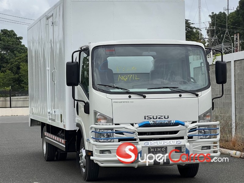 Isuzu NQR 18 Pies 2025 #1450906 - SuperCarros.com