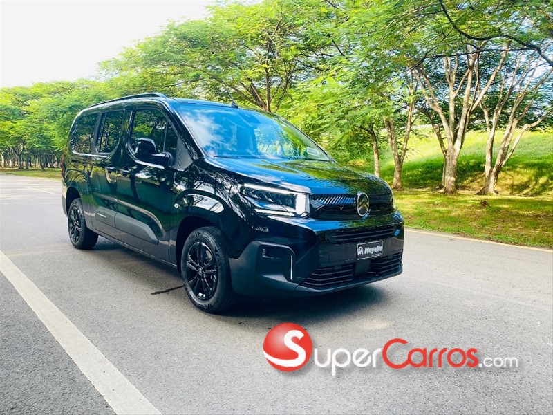 citroen-berlingo-pasajeros-2025-1457957-supercarros